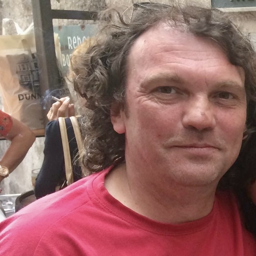 The Abbey Theatre mourns the loss of Larry Jones